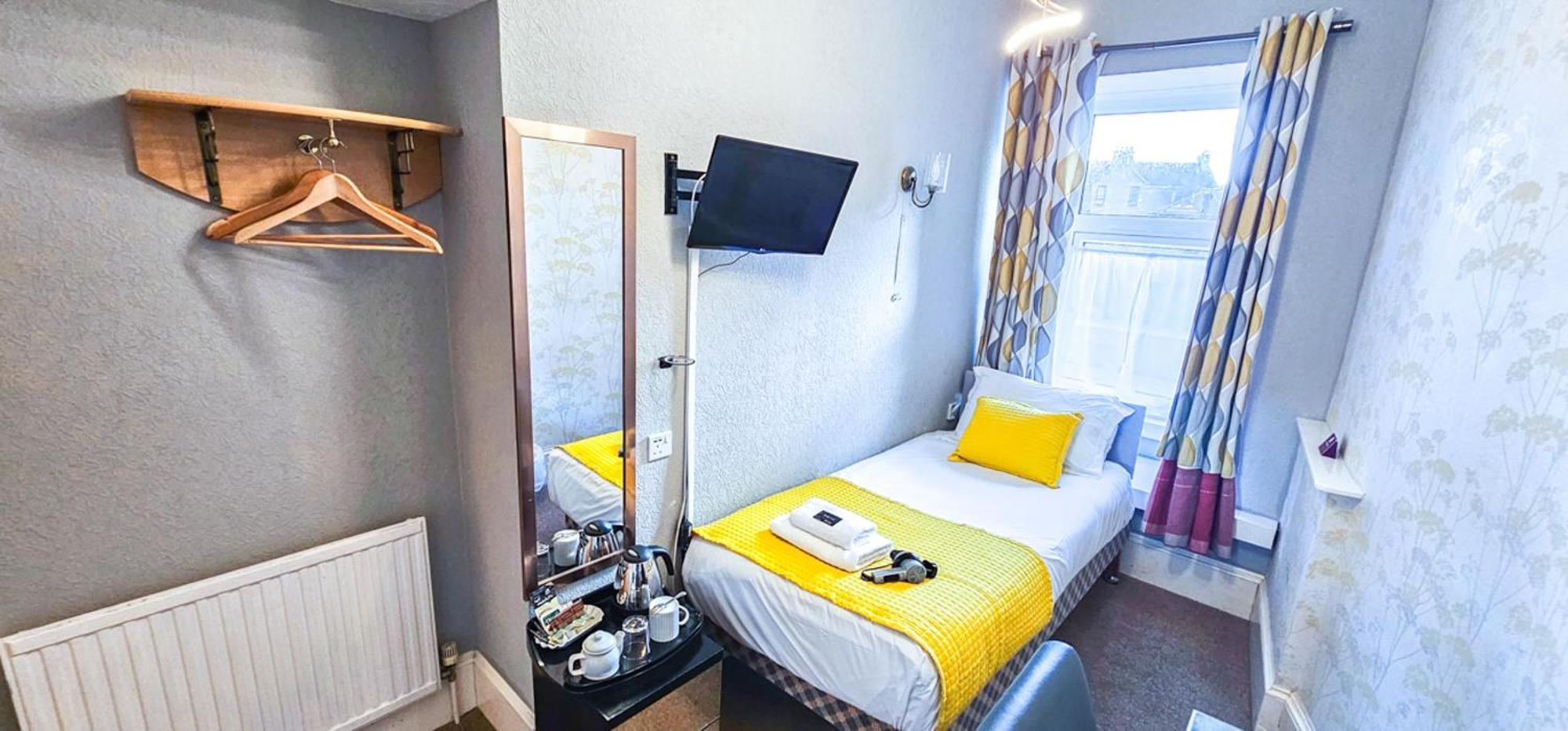 Mystayinn Kinloch Lodge Інвернесс Екстер'єр фото